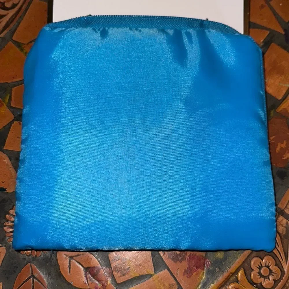 MIAMICA Light Blue Black Laundry Machine Print “Wash Me” Foldable Travel Bag